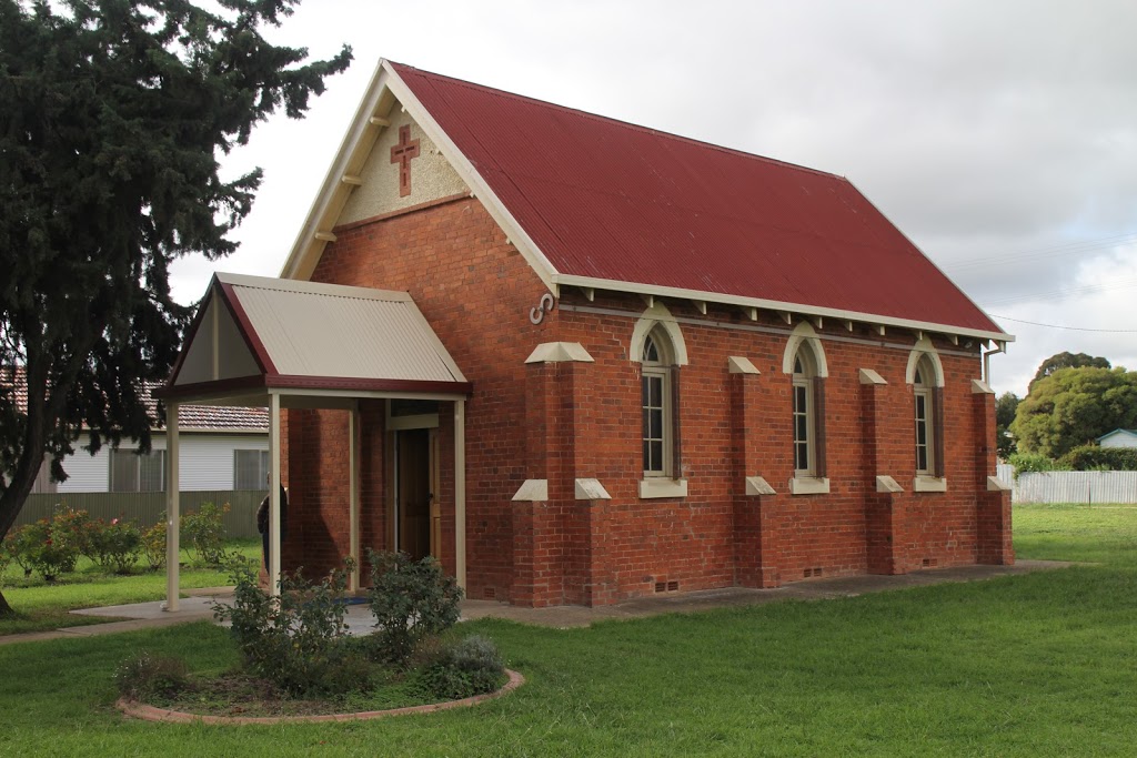 Saint Patricks Catholic Church | church | 22 Morgan St, Uranquinty NSW 2652, Australia | 0269252111 OR +61 2 6925 2111