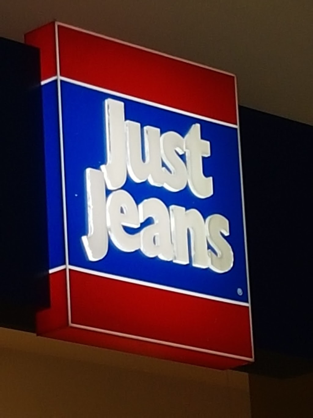 Just Jeans | clothing store | Shop 3 Armidale Central, 217-231 Beardy St, Armidale NSW 2350, Australia | 0267072978 OR +61 2 6707 2978