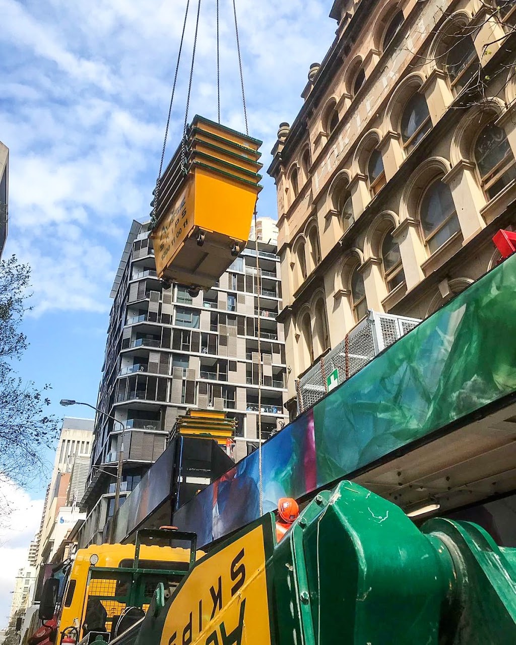 Aussie Skips | 14 Bellfrog St, Greenacre NSW 2190, Australia | Phone: 1300 110 011