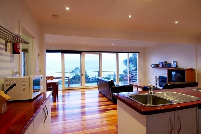 Walkerville Beach House Rental | real estate agency | 12 Waratah St, Walkerville VIC 3959, Australia | 0395001817 OR +61 3 9500 1817