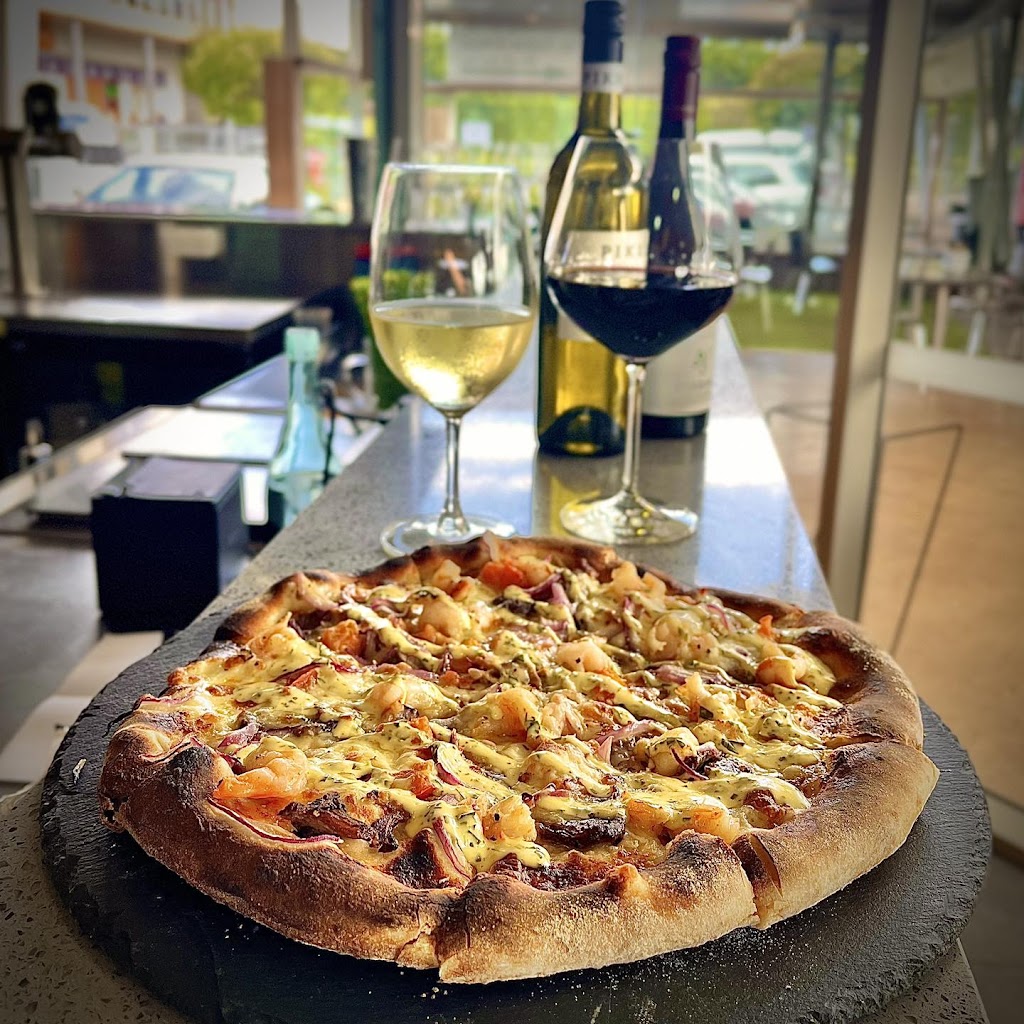 Heads of Noosa Beer Garden | 685 Old Cleveland Rd E, Wellington Point QLD 4160, Australia | Phone: 0481 980 730