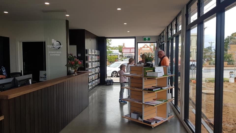 Nagambie Visitor Information Centre | travel agency | 293 High St, Nagambie VIC 3608, Australia | 0357941471 OR +61 3 5794 1471