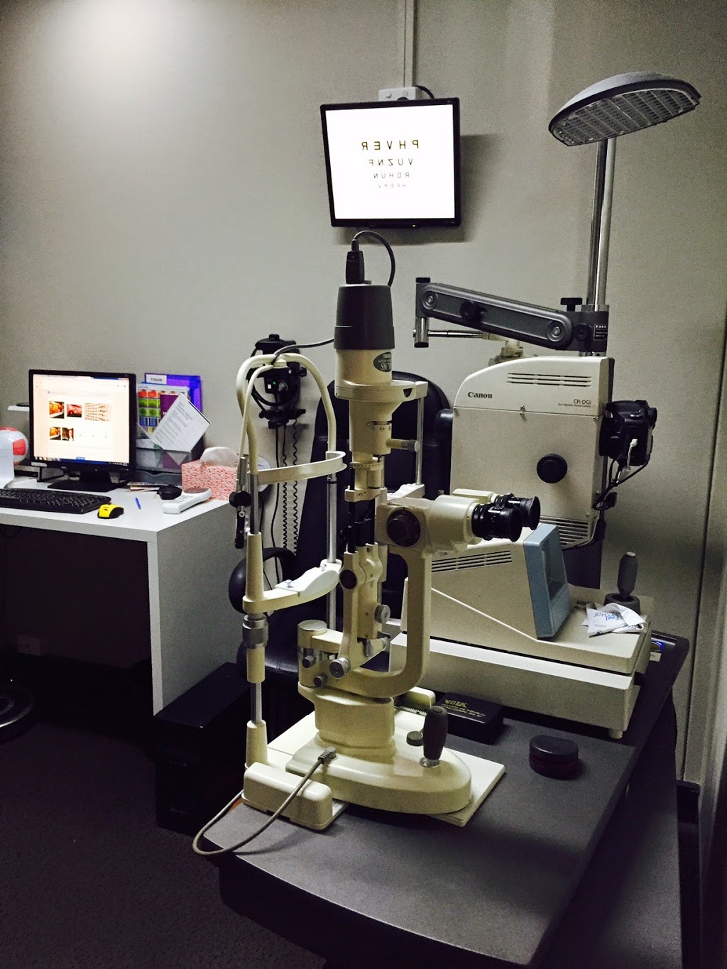 Da Rin Optometrist | 633 Logan Rd, Greenslopes QLD 4120, Australia | Phone: (07) 3847 1936