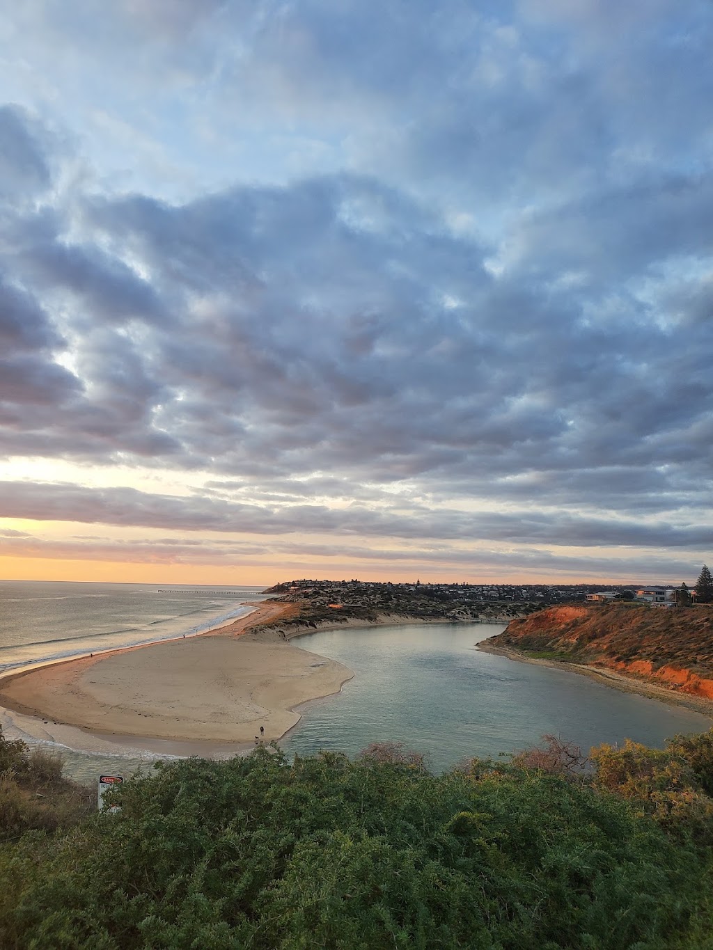 Sea Glass Nook | lodging | 22 Nelson St, Port Noarlunga South SA 5167, Australia | 0404093878 OR +61 404 093 878