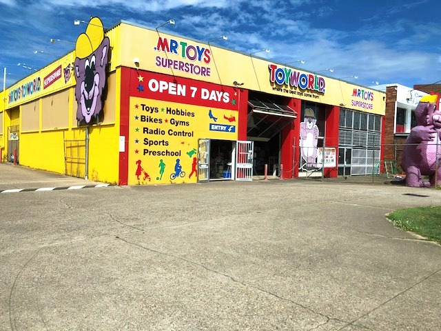 Mr Toys Toyworld Lawnton | 721 Gympie Rd, Lawnton QLD 4501, Australia | Phone: (07) 3881 1250