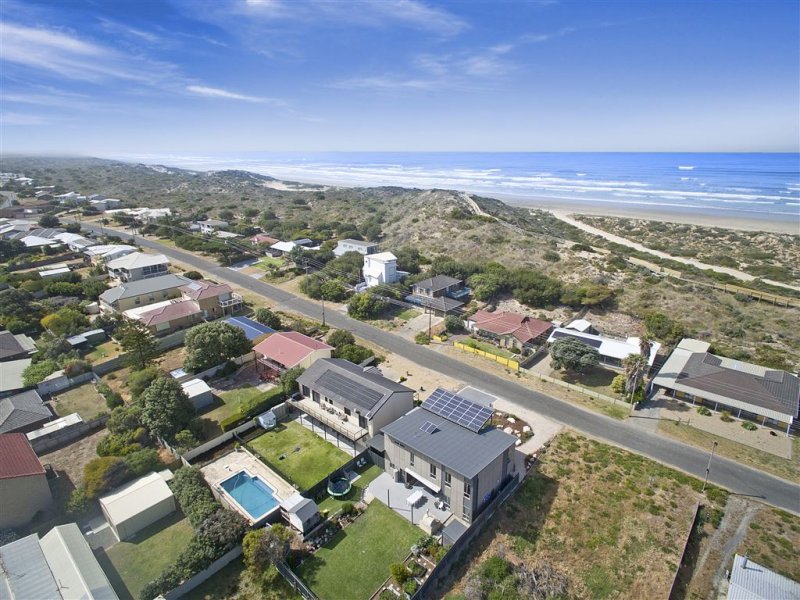 Unwind @ RiverSea Pet-Friendly Beachhouse | 32 Hewett Rd, Goolwa South SA 5214, Australia | Phone: 0411 141 329