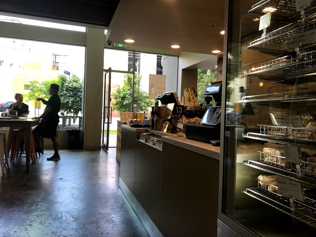 Nashi Sandwich & Coffee Bar | cafe | Shop 3/6-8 Dorcas St, South Melbourne VIC 3205, Australia | 0396823311 OR +61 3 9682 3311