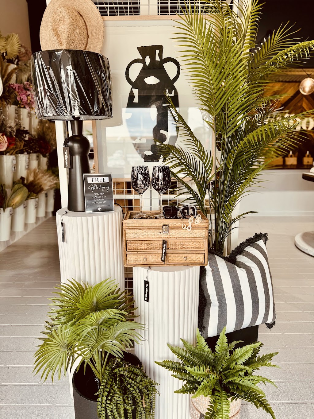Artihouse | 70 Dunbar Rd, Traralgon VIC 3844, Australia | Phone: 0401 641 740