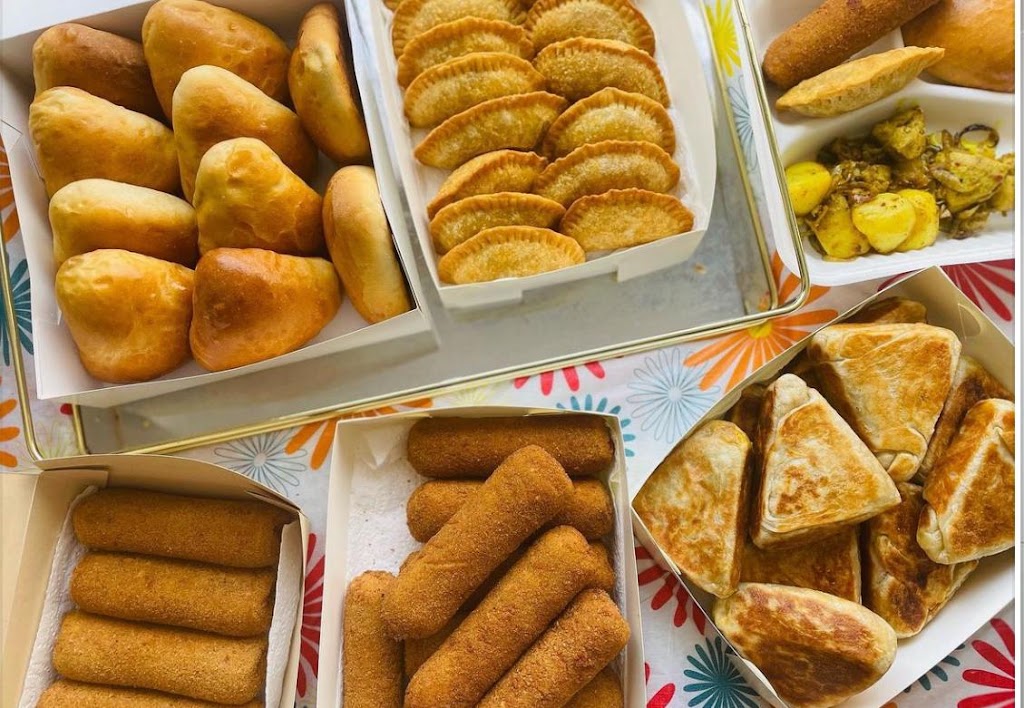 Hot & Sweet Cakes & Products | Cornish St, Cobram VIC 3644, Australia | Phone: 0449 743 290
