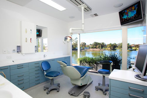 Island Dental | dentist | 134 W Lakes Blvd, West Lakes SA 5021, Australia | 0884499777 OR +61 8 8449 9777