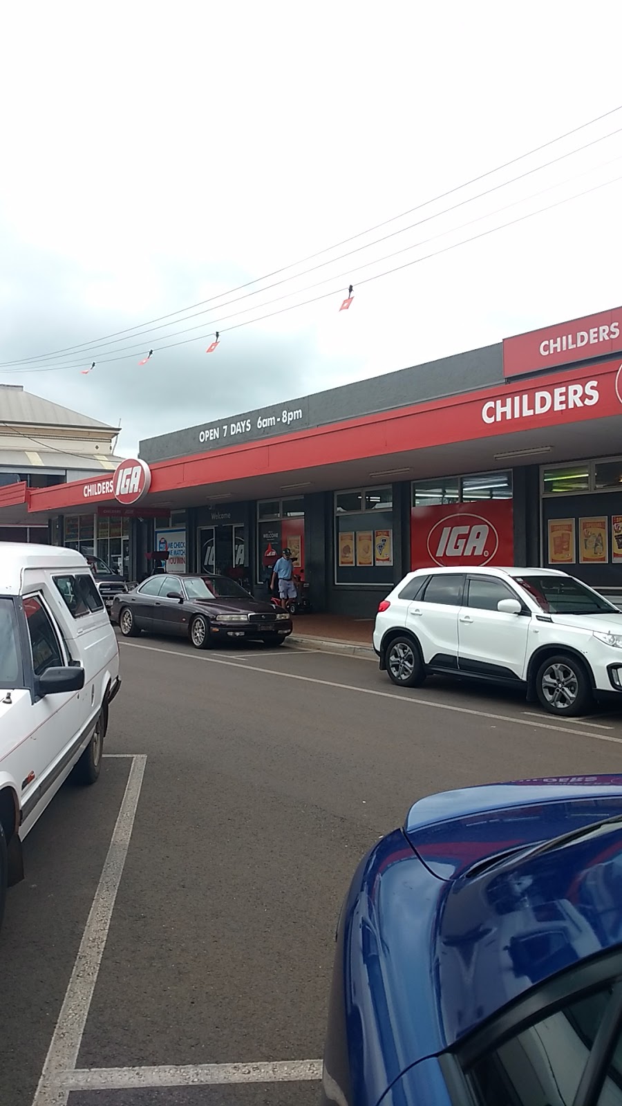IGA Childers | supermarket | 114 Churchill St, Childers QLD 4660, Australia | 0741261308 OR +61 7 4126 1308