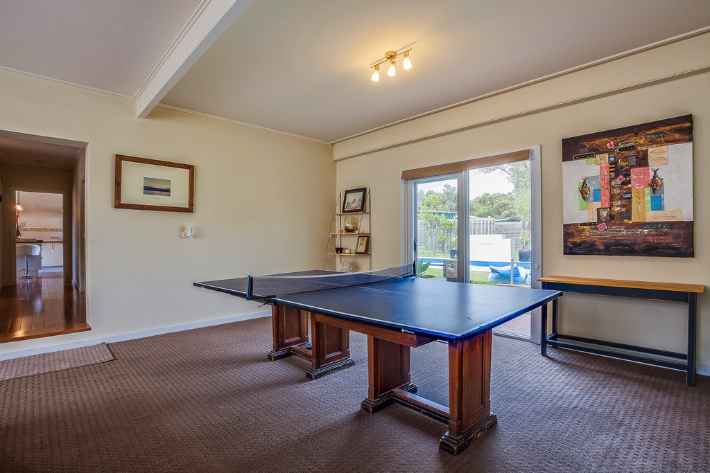 Happy Days Holiday House with pool Rye | real estate agency | 7 Cooraminta Rd, Rye VIC 3941, Australia | 0430115842 OR +61 430 115 842