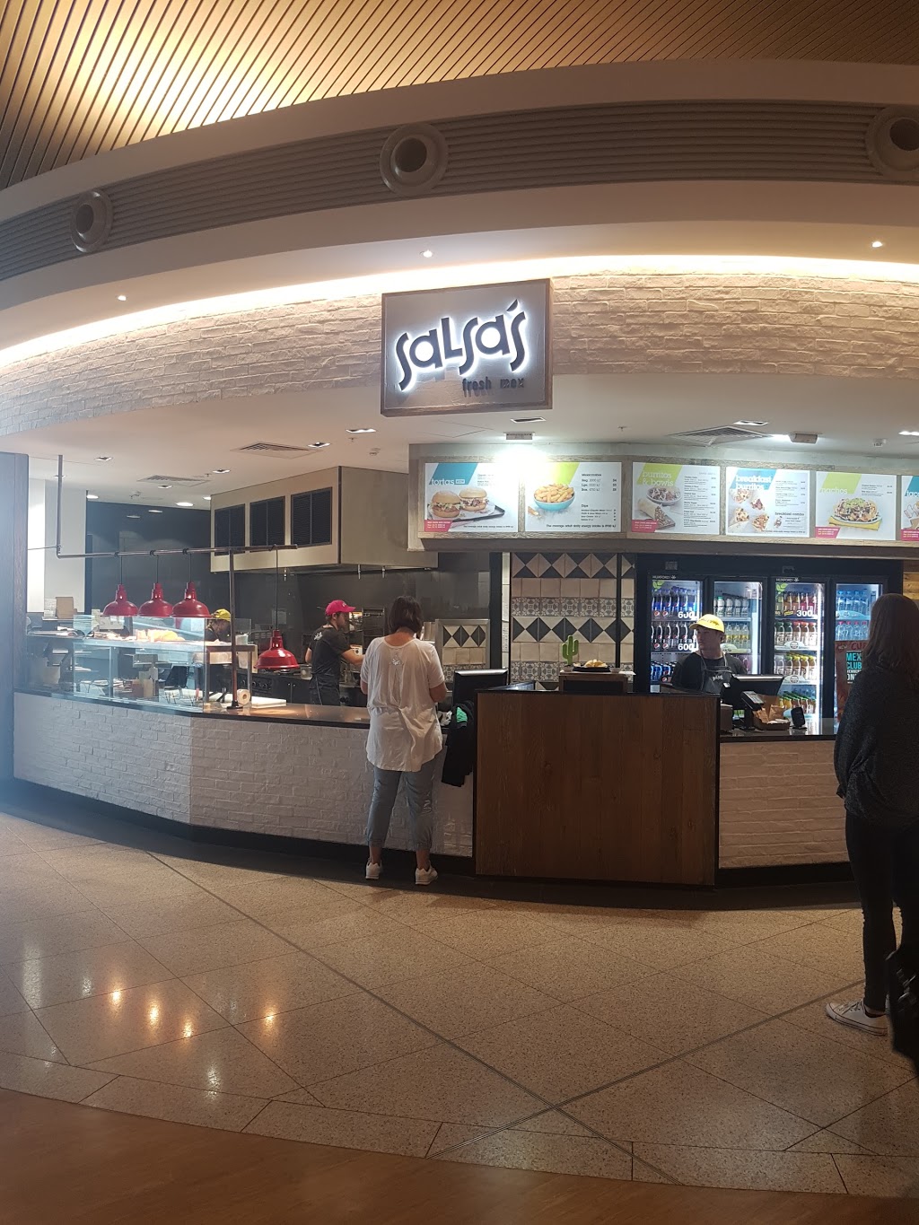 Salsas Perth Domestic Airport T1 | restaurant | Terminal 1, Horrie Miller Dr, Perth Airport WA 6105, Australia | 0892771073 OR +61 8 9277 1073