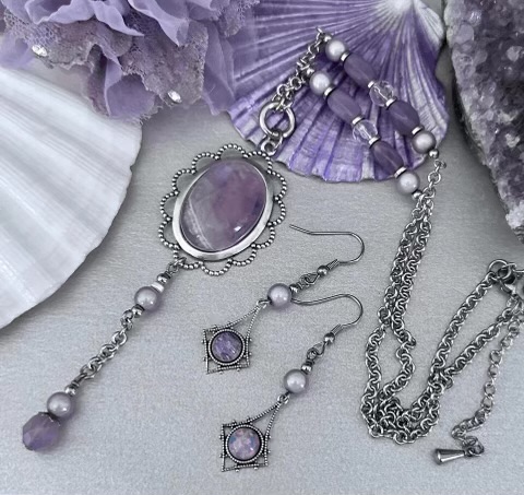 Vespertine Jewellery | 38 Island Rd, Sapphire Beach NSW 2450, Australia | Phone: 0414 282 683