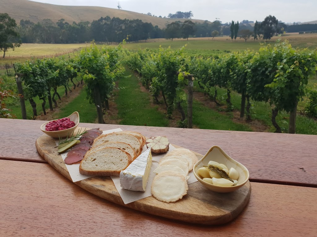 djinta djinta Winery | 10 Stevens Rd, Kardella South VIC 3950, Australia | Phone: (03) 5658 1163