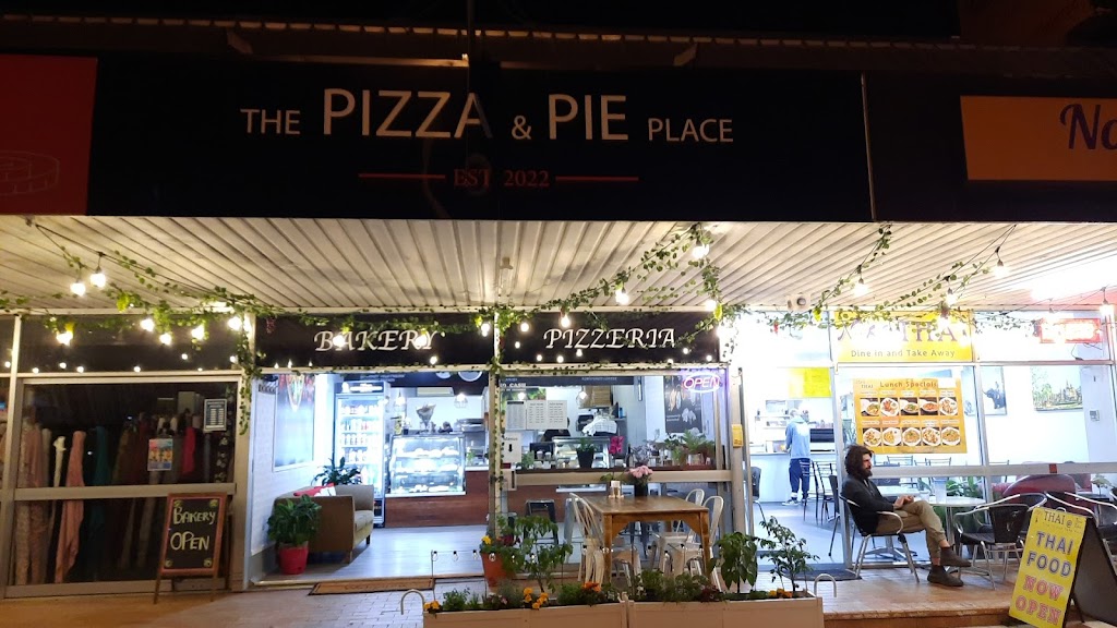 The pizza and pie place | bakery | 77 Duporth Ave, Maroochydore QLD 4558, Australia | 0754426819 OR +61 7 5442 6819