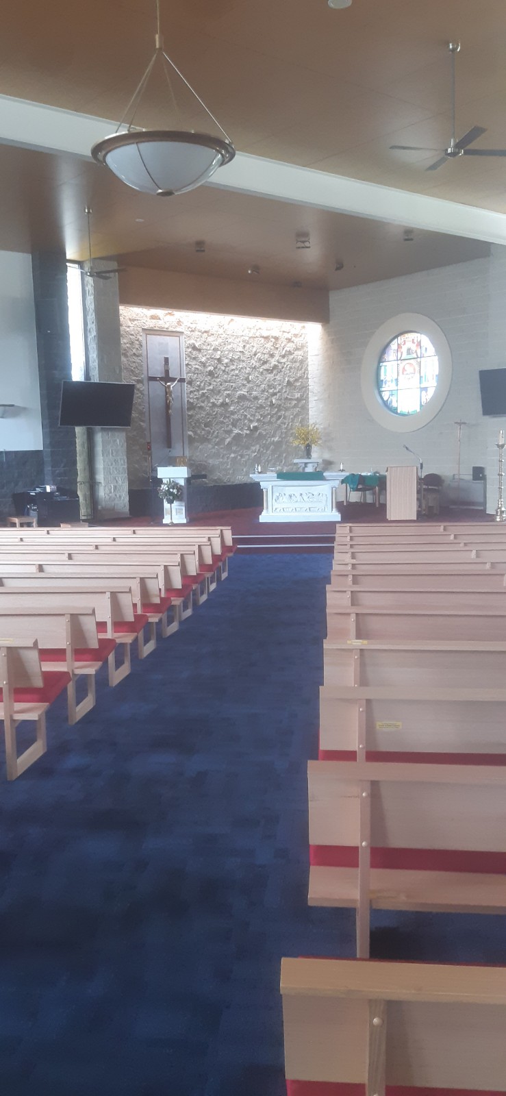 St. Simon the Apostle Parish | church | 2 Taylors Ln, Rowville VIC 3178, Australia | 0397644058 OR +61 3 9764 4058