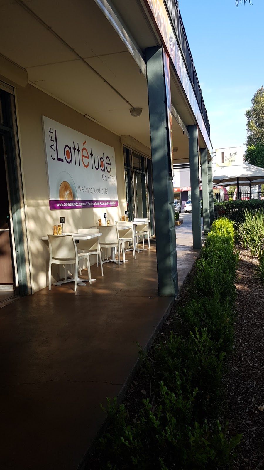 Cafe Lattetude | cafe | 1/69 York Rd, Jamisontown NSW 2750, Australia | 0247212233 OR +61 2 4721 2233