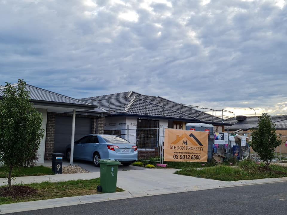 MEDON PROPERTY | 90 Mcfees Rd, Dandenong North VIC 3175, Australia | Phone: 0433 577 774
