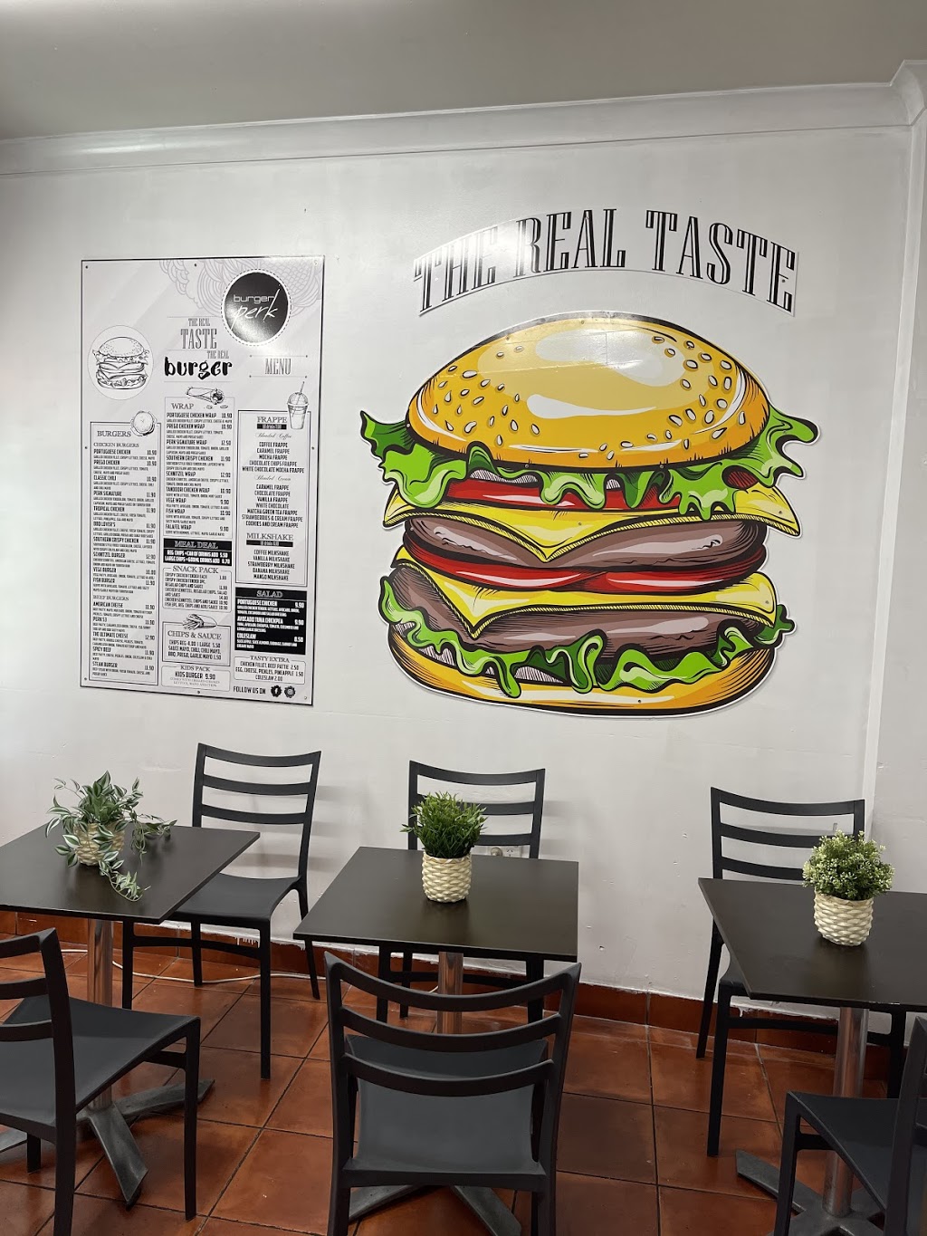 Burger Perk | restaurant | 55A Frenchmans Rd, Randwick NSW 2031, Australia | 0293985869 OR +61 2 9398 5869