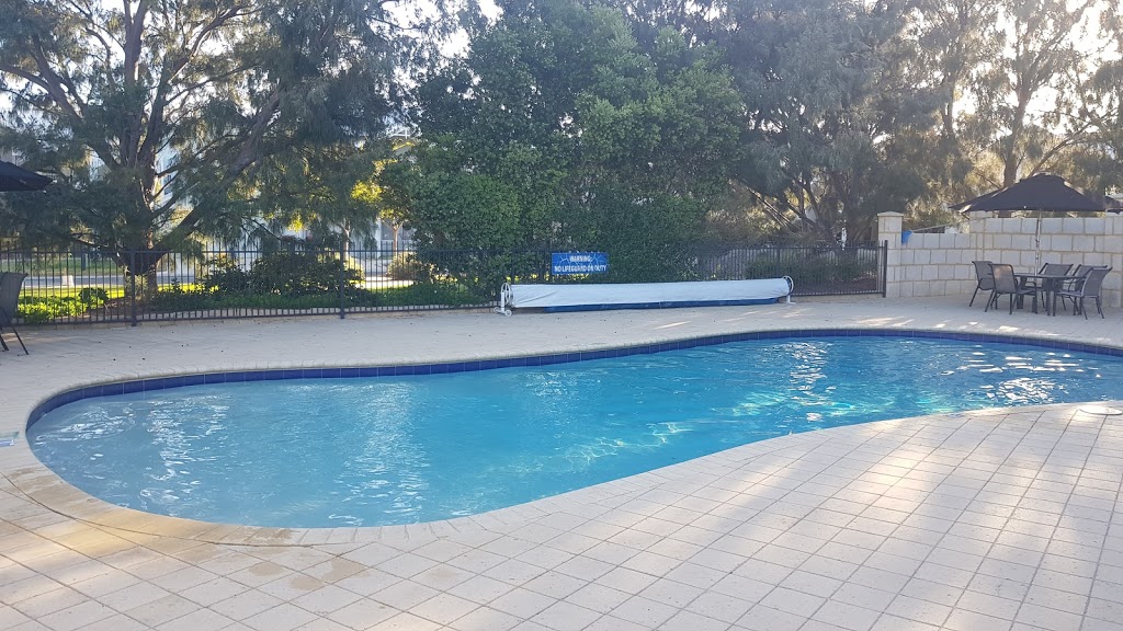 Ledge Point Family Fun Beach House | lodging | 9/2 Robertson Rd, Ledge Point WA 6043, Australia | 0403793142 OR +61 403 793 142