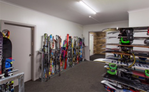 Kalyna Ski Club | lodging | 10 Davenport Dr, Hotham Heights VIC 3741, Australia | 1800633611 OR +61 1800 633 611