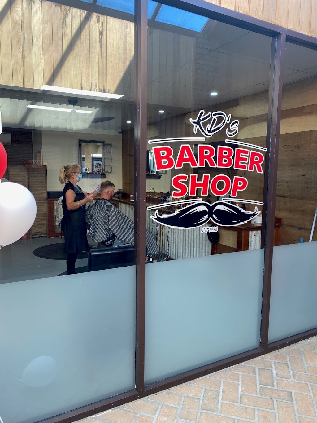 KDs Barber Shop | hair care | 36 Bridge St, Korumburra VIC 3950, Australia | 0422178470 OR +61 422 178 470