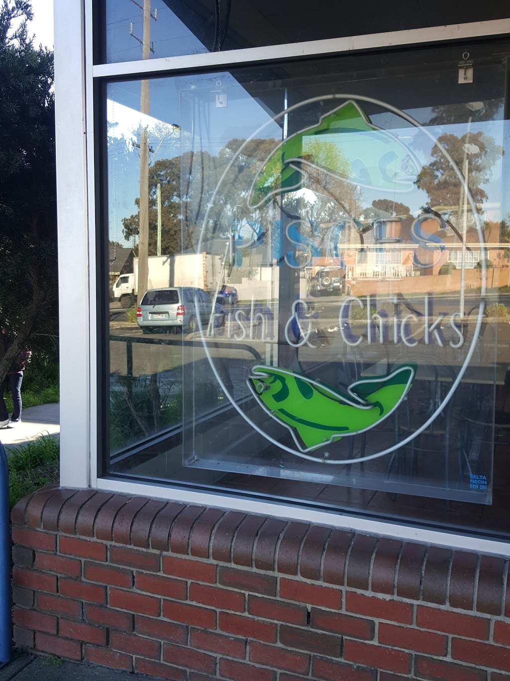 Pisces Fish & Chips | meal takeaway | 1/2-10 Murray Rd, Coburg North VIC 3058, Australia | 0393557599 OR +61 3 9355 7599