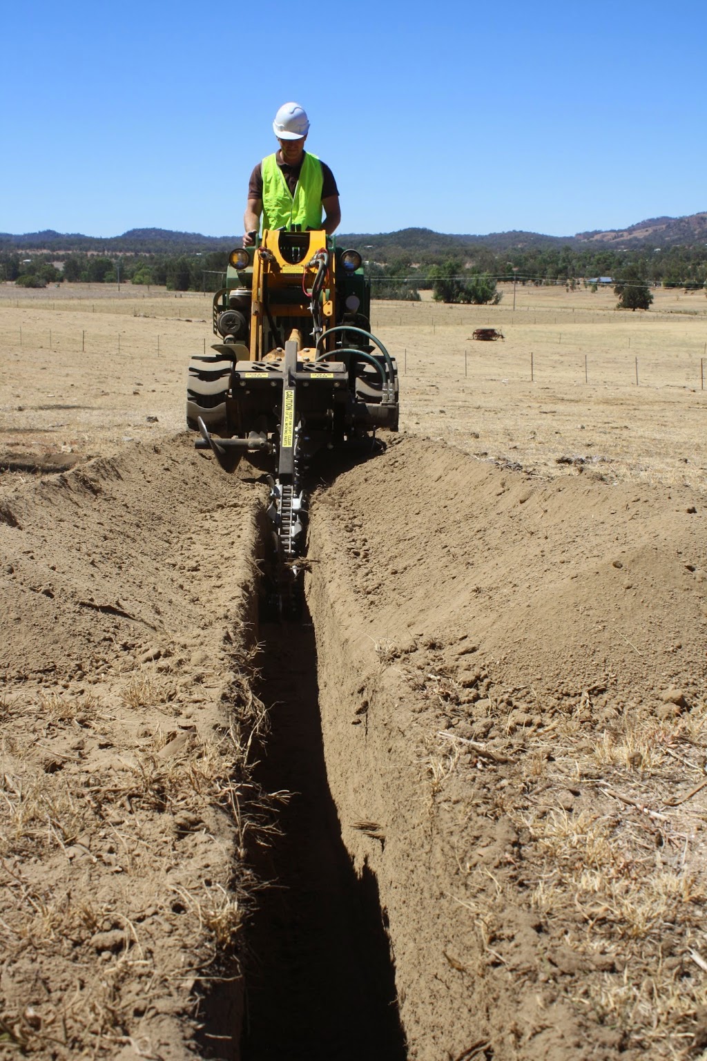 Compact Digger Hire | general contractor | 1328 Upper Moore Creek Rd, Moore Creek NSW 2340, Australia | 0267671426 OR +61 2 6767 1426
