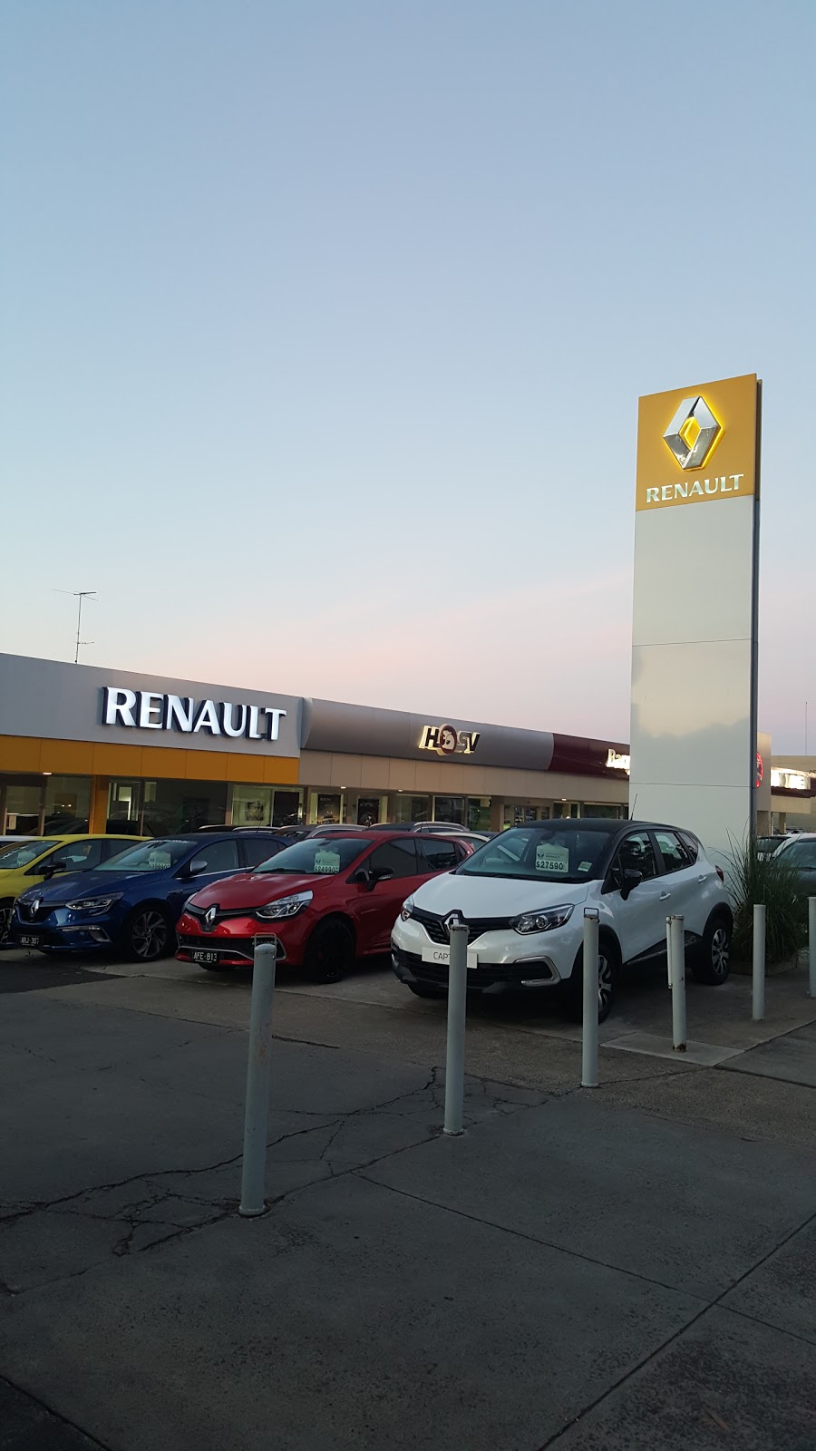 Barry Bourke Renault | car dealer | 755 Princes Hwy, Berwick VIC 3806, Australia | 0397072222 OR +61 3 9707 2222