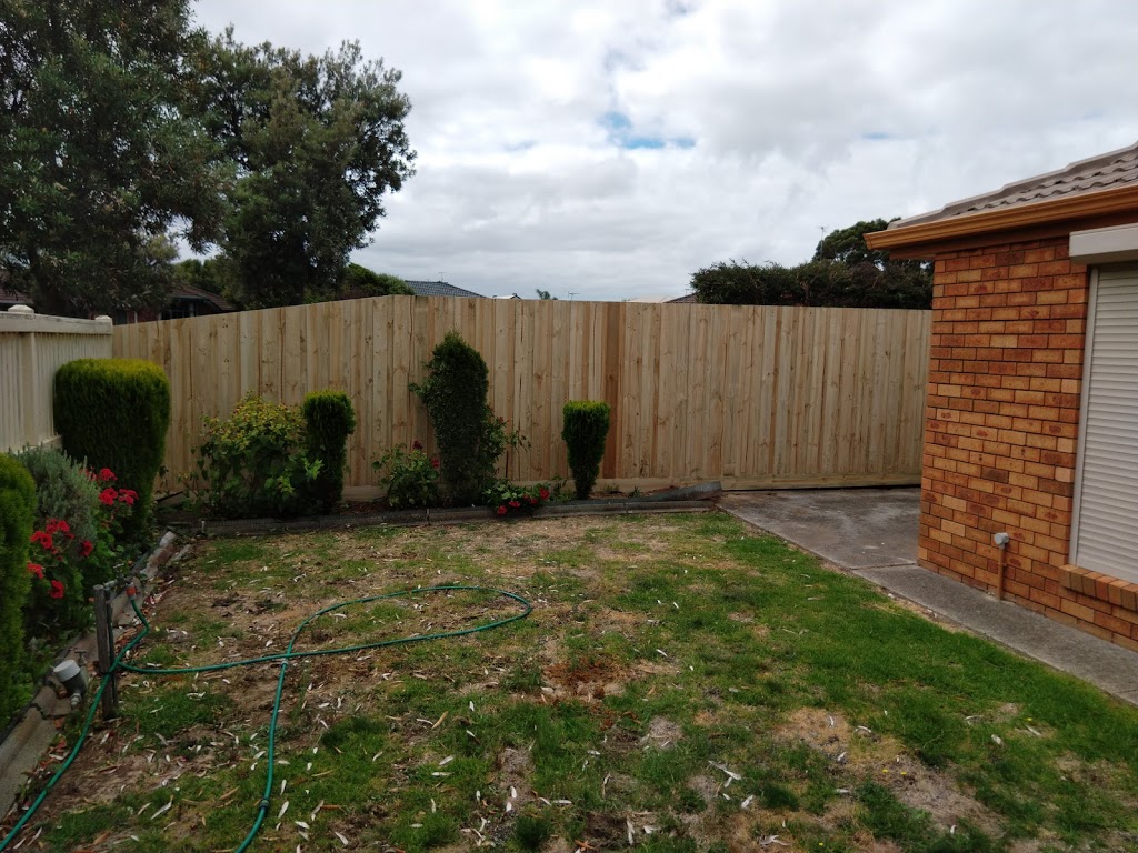 Torquay Fencing | 26 Forresters Way, Armstrong Creek VIC 3217, Australia | Phone: 0402 939 934