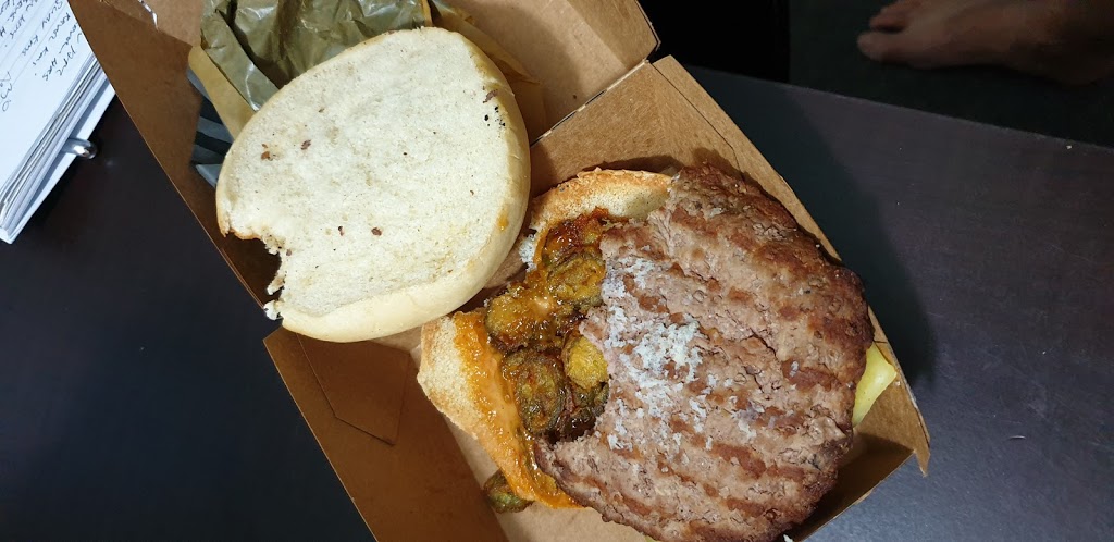Hungry Jacks Burgers Gladstone | meal takeaway | 31 Dawson Hwy, West Gladstone QLD 4680, Australia | 0749721288 OR +61 7 4972 1288