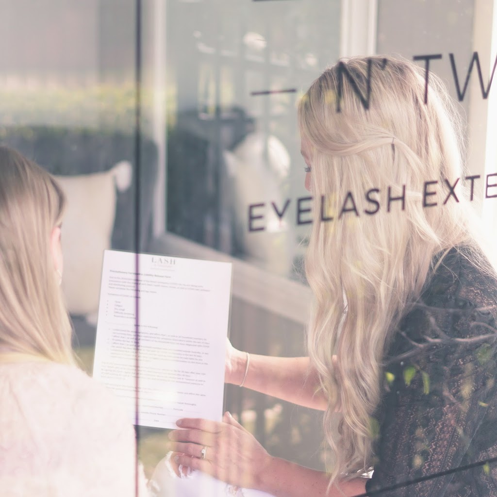 Lash N Tweezers Eyelash Extensions Brisbane | beauty salon | 194 Bilsen Rd, Wavell Heights QLD 4012, Australia | 0452119235 OR +61 452 119 235