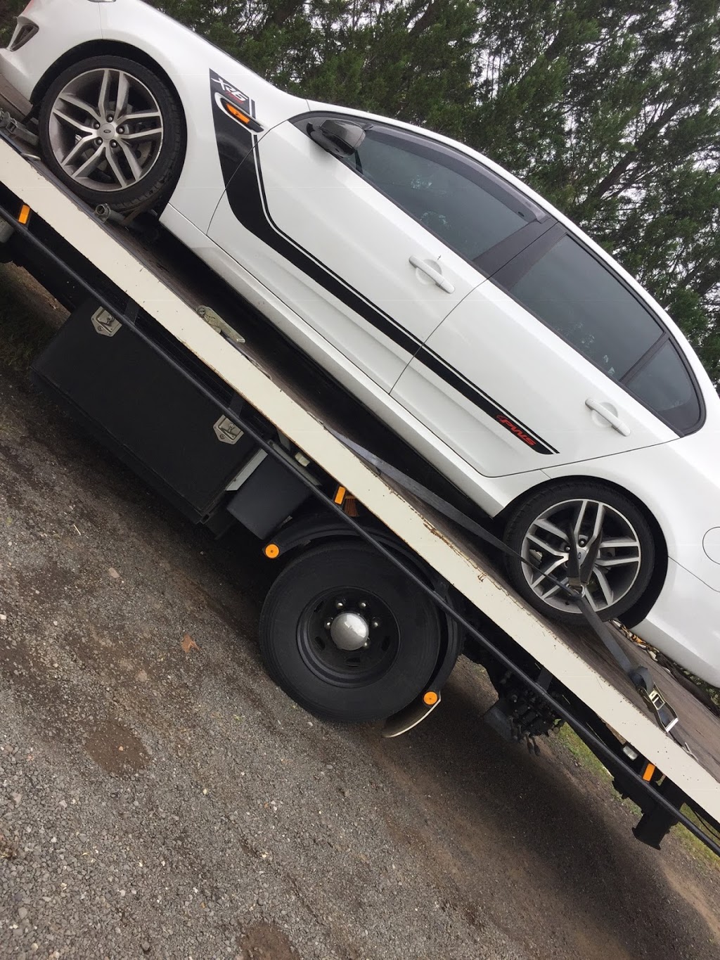 Exclusive Towing Service Campbelltown | 1 Queen St, Campbelltown NSW 2560, Australia | Phone: (02) 9606 6060