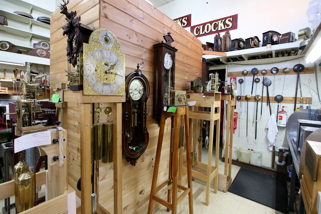 Canterbury clocks and watches | 209 Canterbury Rd, Canterbury VIC 3126, Australia | Phone: (03) 9830 1370