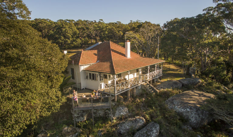 Hilltop Cottage | lodging | 154 Rathane Telford Rd, Royal National Park NSW 2233, Australia | 1300072757 OR +61 1300 072 757