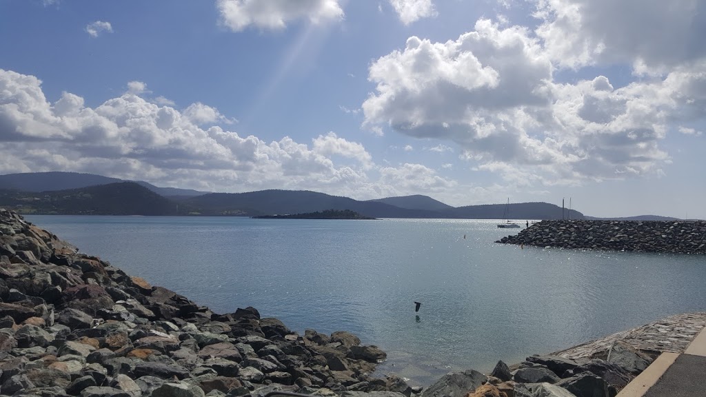 Whitsunday Marine Club | 7 Altmann Ave, Cannonvale QLD 4802, Australia | Phone: 0400 465 252