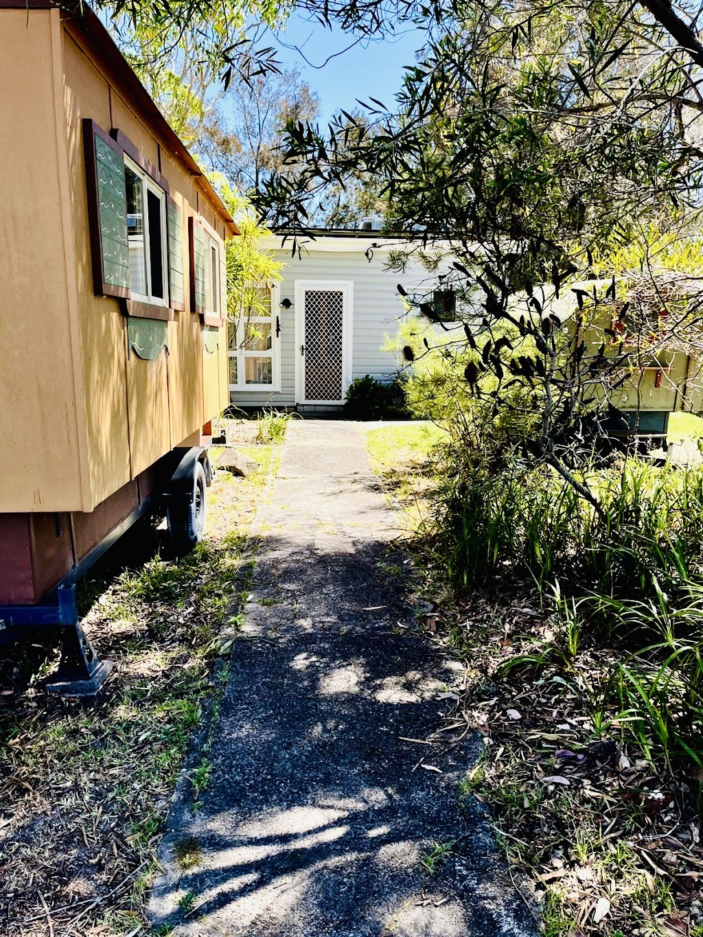 Blue Haven Gypsy Paradise | 93 Birdwood Dr, Blue Haven NSW 2262, Australia | Phone: 0413 584 406