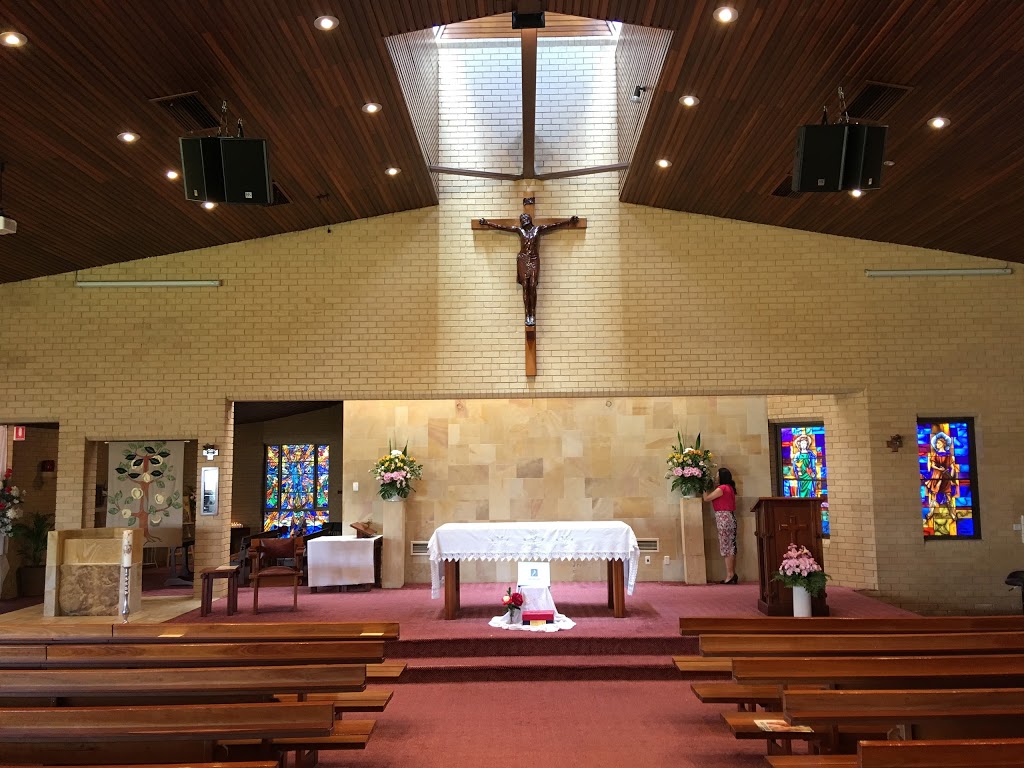 Willetton Catholic Parish | church | 5 Ingham Ct, Willetton WA 6155, Australia | 0893325992 OR +61 8 9332 5992