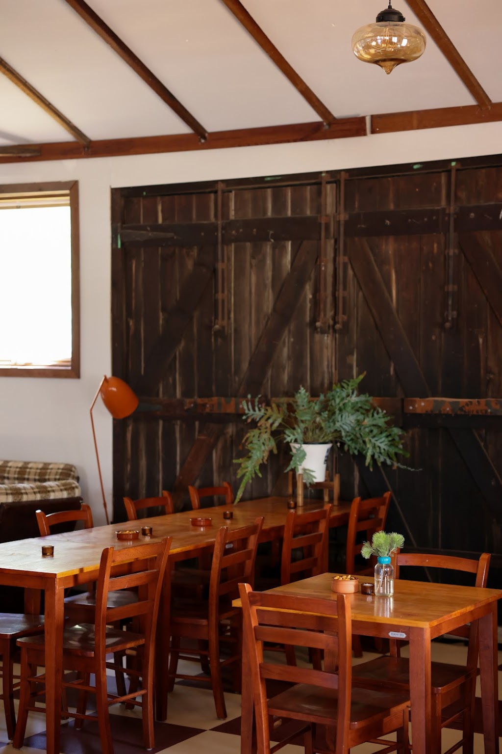 Martians Saloon | 12 Deans Marsh-Lorne Rd, Deans Marsh VIC 3235, Australia | Phone: 0473 534 432
