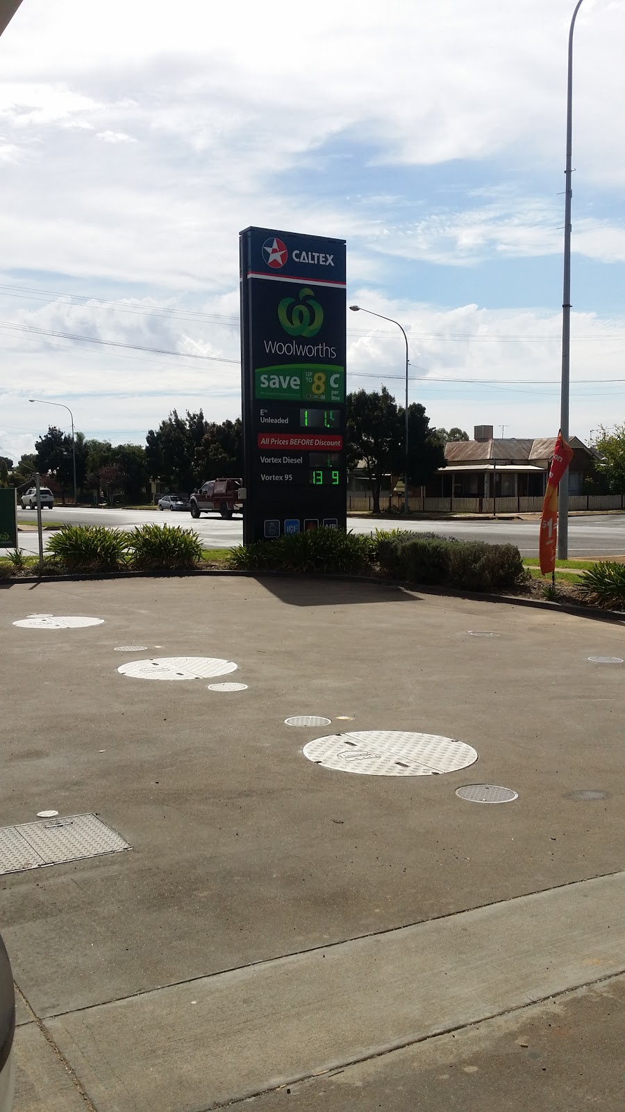 Caltex Woolworths | Hoskins St, Temora NSW 2666, Australia | Phone: (02) 6978 0738