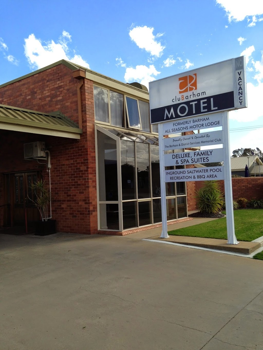 cluBarham Motel | lodging | 45 Murray St, Barham NSW 2732, Australia | 0354532900 OR +61 3 5453 2900