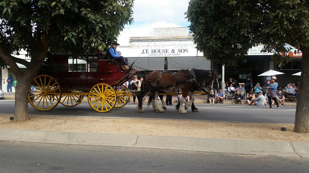 Warracknabeal Tourist Information Centre | 119 Scott St, Warracknabeal VIC 3393, Australia | Phone: (03) 5398 1632