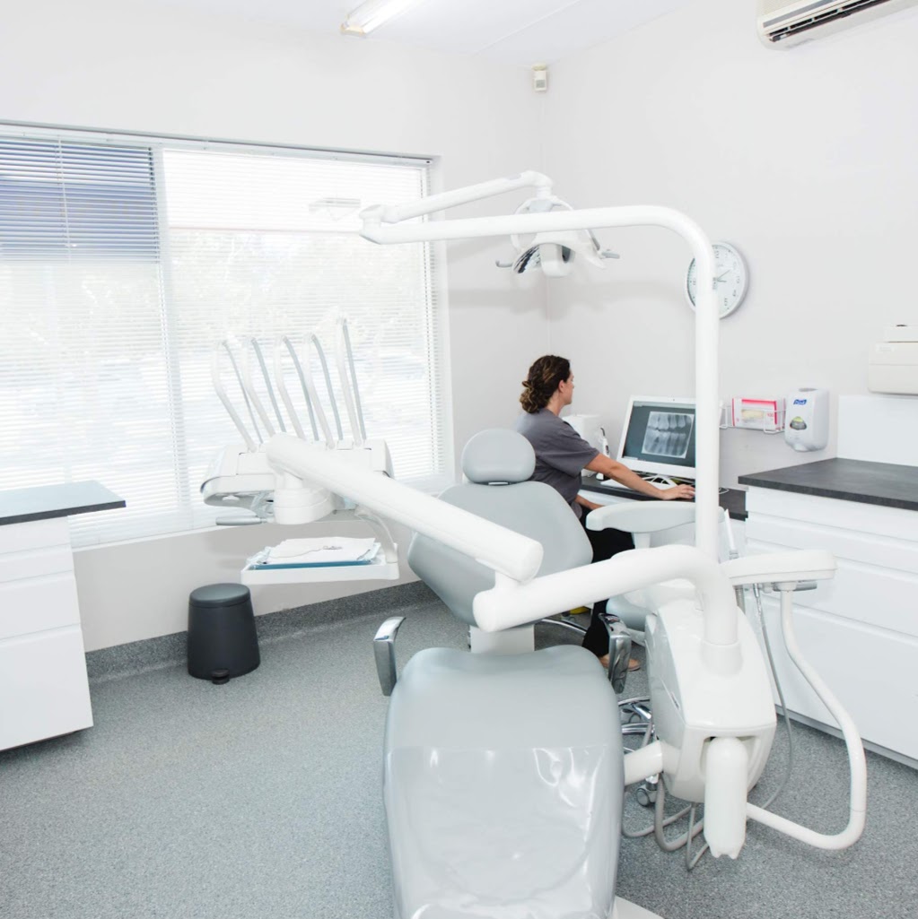 Connolly Dental | dentist | Shop 4/1 Glenelg Pl, Connolly WA 6027, Australia | 0893001122 OR +61 8 9300 1122