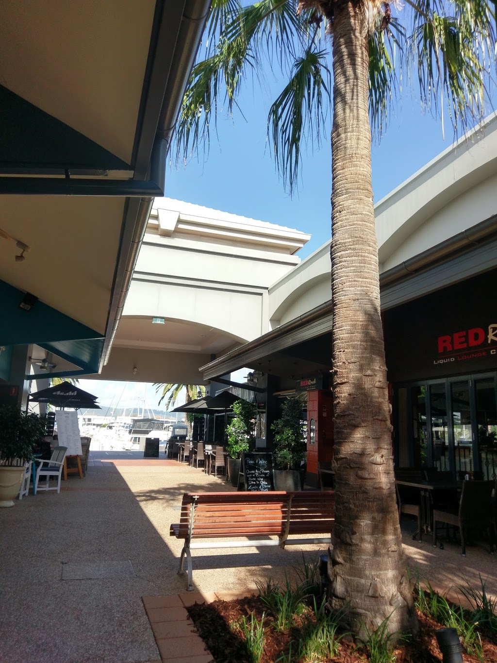 Hope Island Shopping Centre | shopping mall | 10 Santa Barbara Rd, Hope Island QLD 4212, Australia | 0732468878 OR +61 7 3246 8878