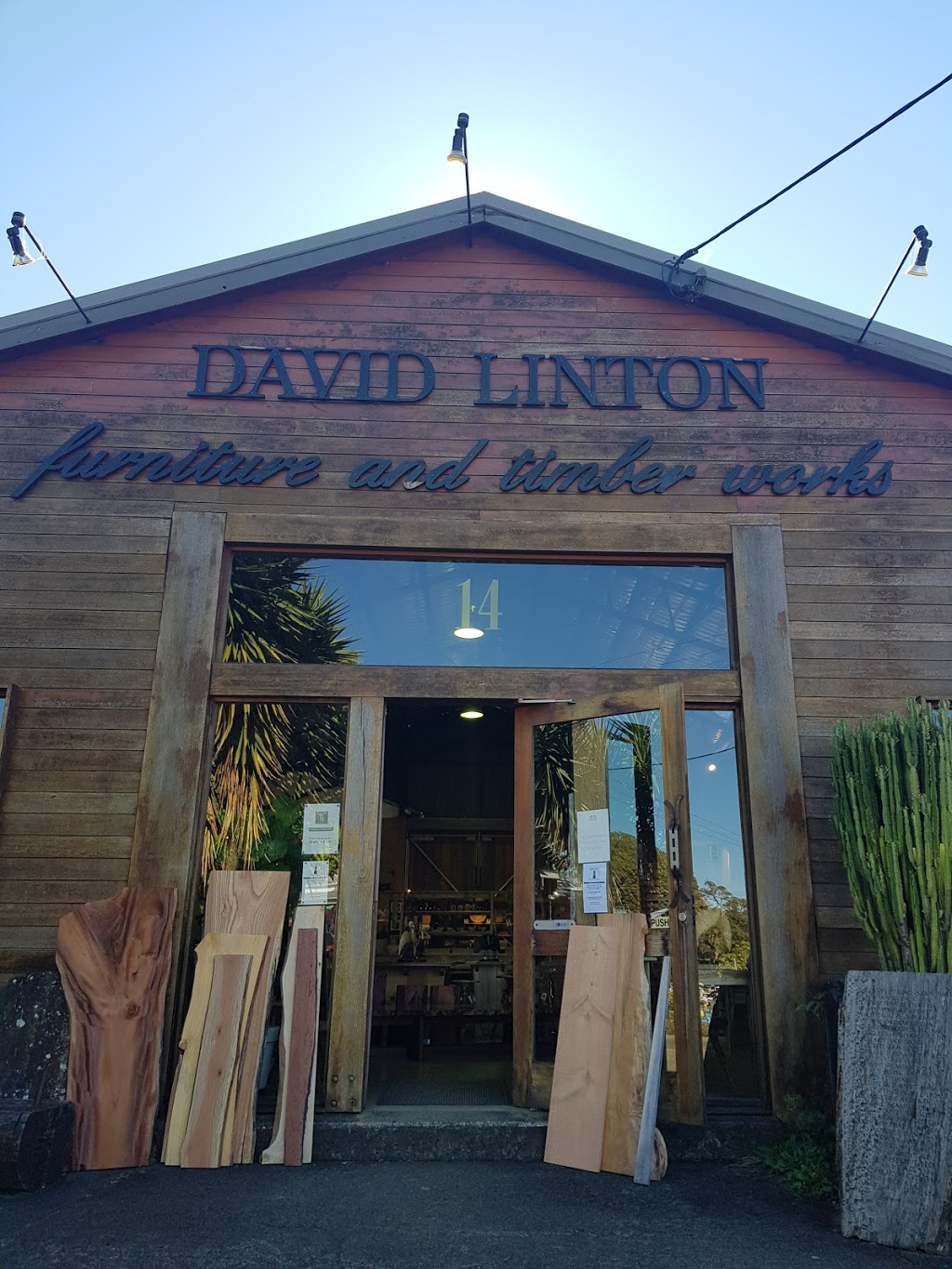 David Linton Furniture & Timber Works | 14 Maple St, Maleny QLD 4552, Australia | Phone: (07) 5429 6831