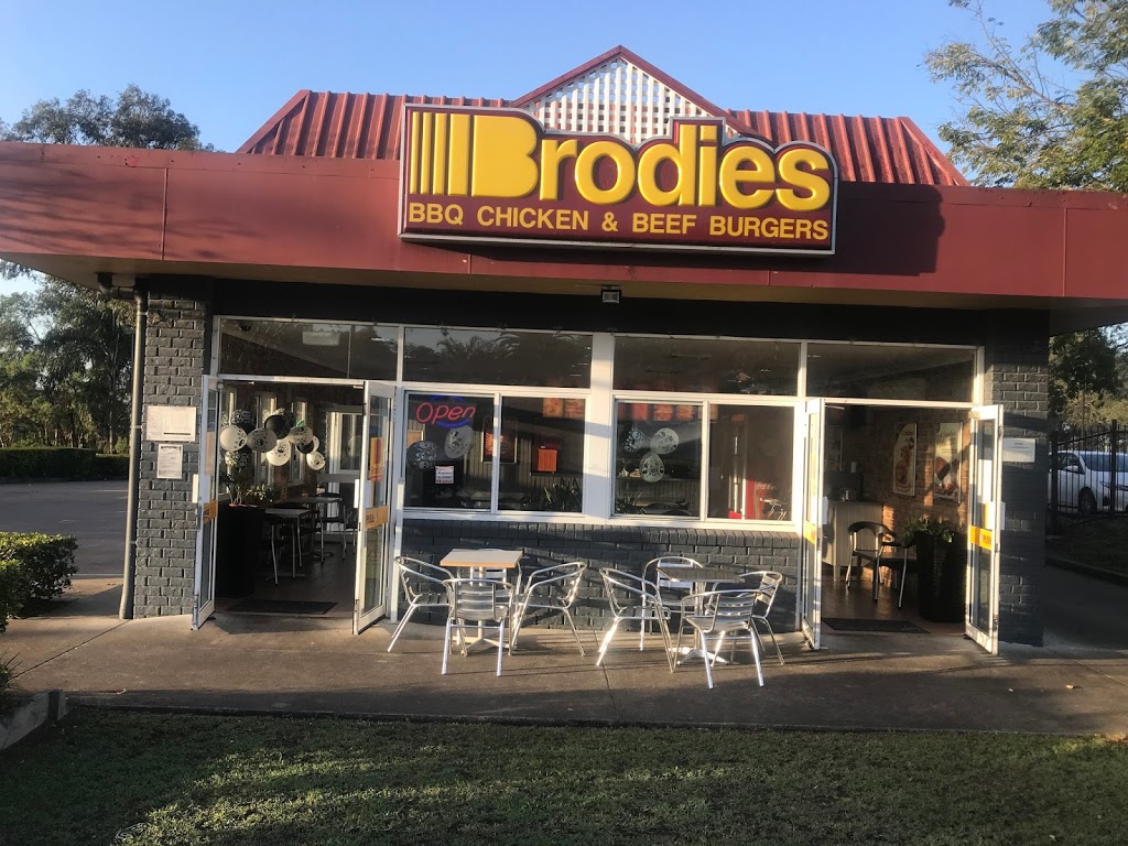 Brodies Chicken & Burgers | restaurant | 6/8 Mount Warren Blvd, Mount Warren Park QLD 4207, Australia | 0732872888 OR +61 7 3287 2888