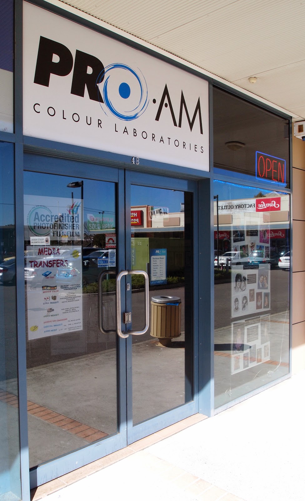 Pro-Am Colour Laboratories | 289 Brunker Rd, Adamstown NSW 2289, Australia | Phone: (02) 4965 5879