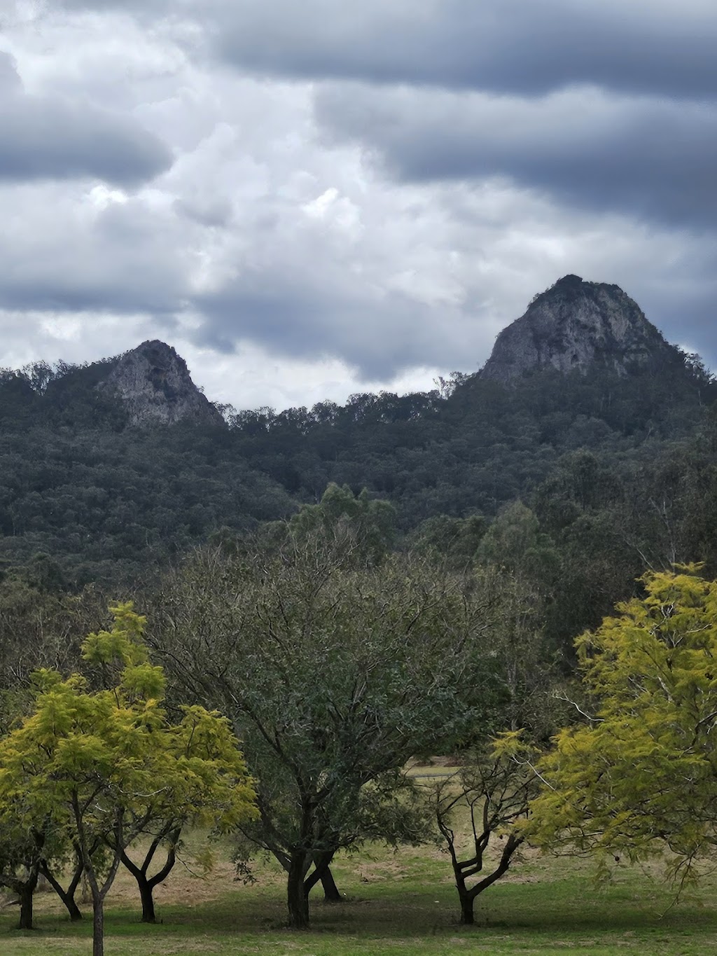 Ivory Rocks Outdoor Amphitheatre | 310 Mount Flinders Rd, Peak Crossing QLD 4306, Australia | Phone: (07) 3077 9668