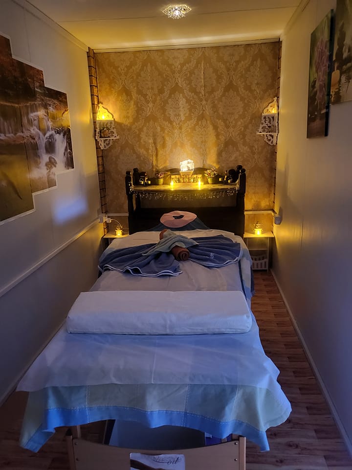 The Point Thai massage | 14 Demamiel St, Darlington Point NSW 2706, Australia | Phone: 0478 964 297